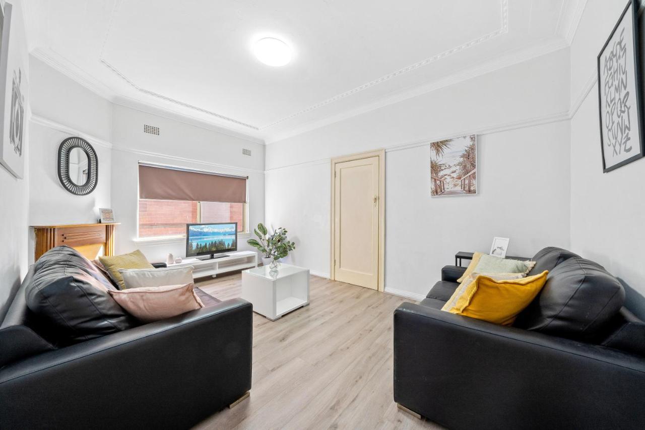 Burwood Newly Renovated 2 Bedroom Apartment Sydney Exterior photo